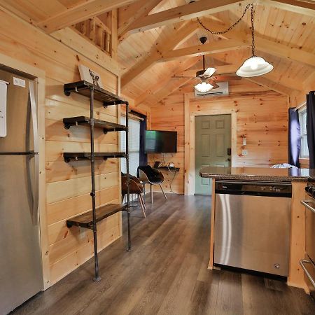 Thomas Cabin Forest Tiny Cabin With Hot Tub Chattanooga Luaran gambar