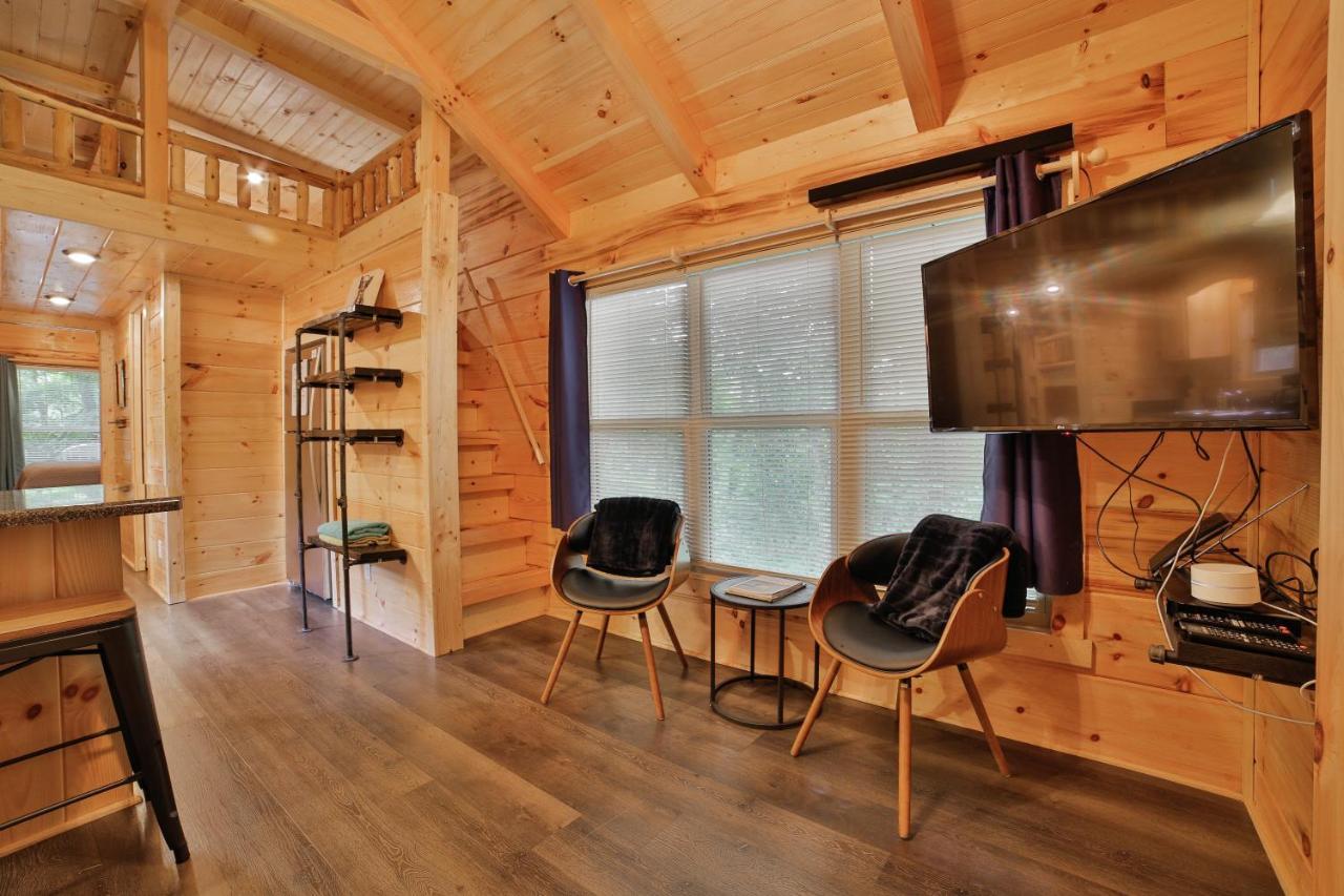Thomas Cabin Forest Tiny Cabin With Hot Tub Chattanooga Luaran gambar