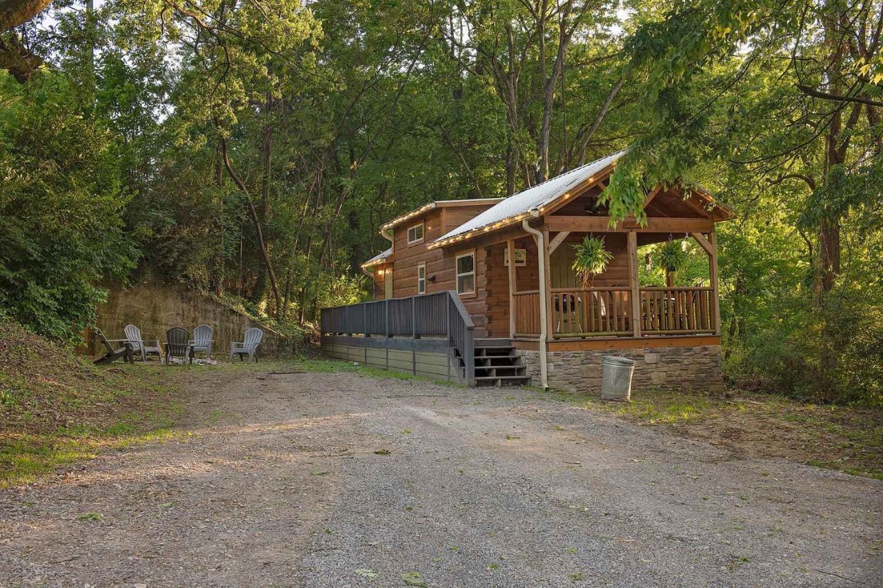 Thomas Cabin Forest Tiny Cabin With Hot Tub Chattanooga Luaran gambar