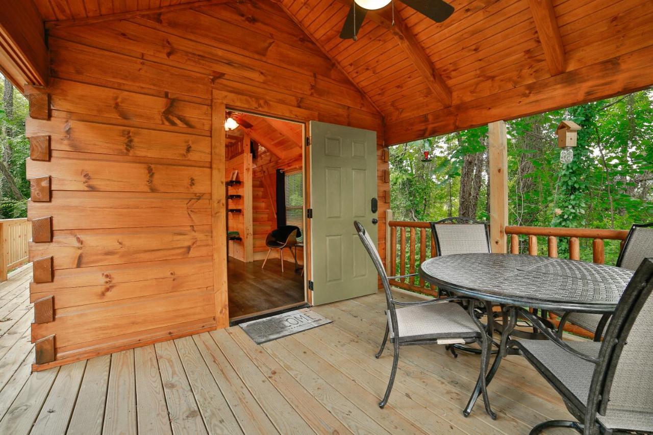 Thomas Cabin Forest Tiny Cabin With Hot Tub Chattanooga Luaran gambar