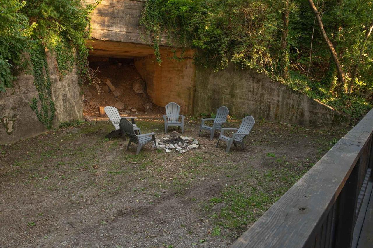 Thomas Cabin Forest Tiny Cabin With Hot Tub Chattanooga Luaran gambar