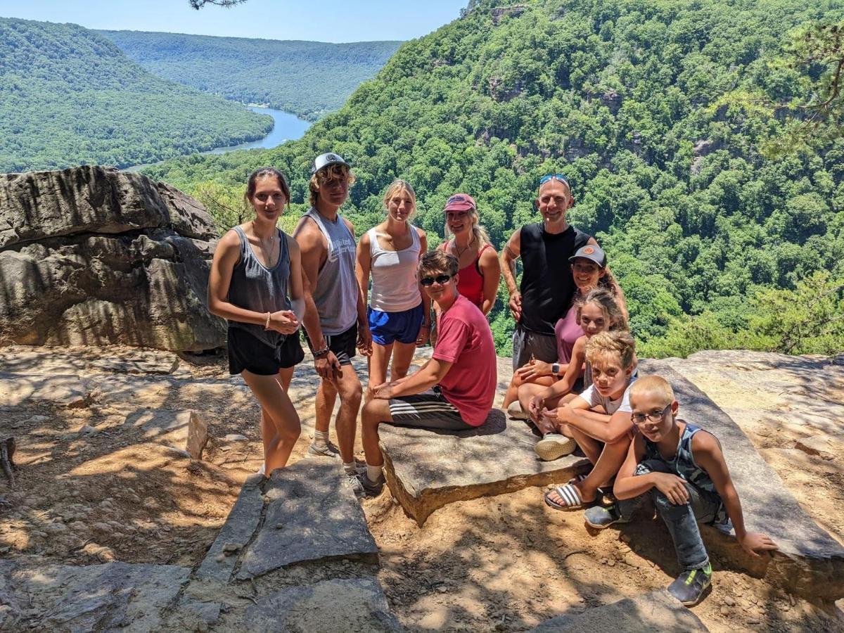 Thomas Cabin Forest Tiny Cabin With Hot Tub Chattanooga Luaran gambar