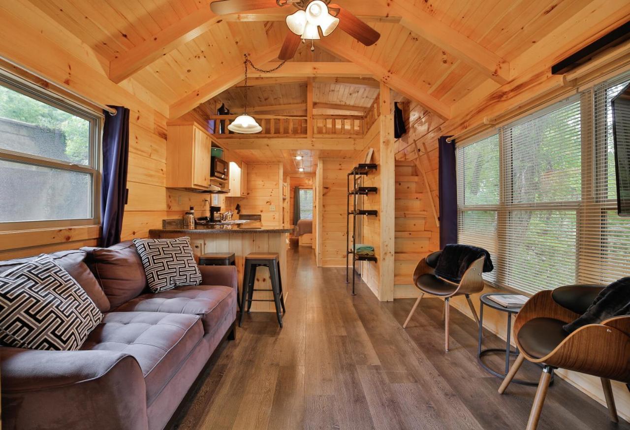 Thomas Cabin Forest Tiny Cabin With Hot Tub Chattanooga Luaran gambar